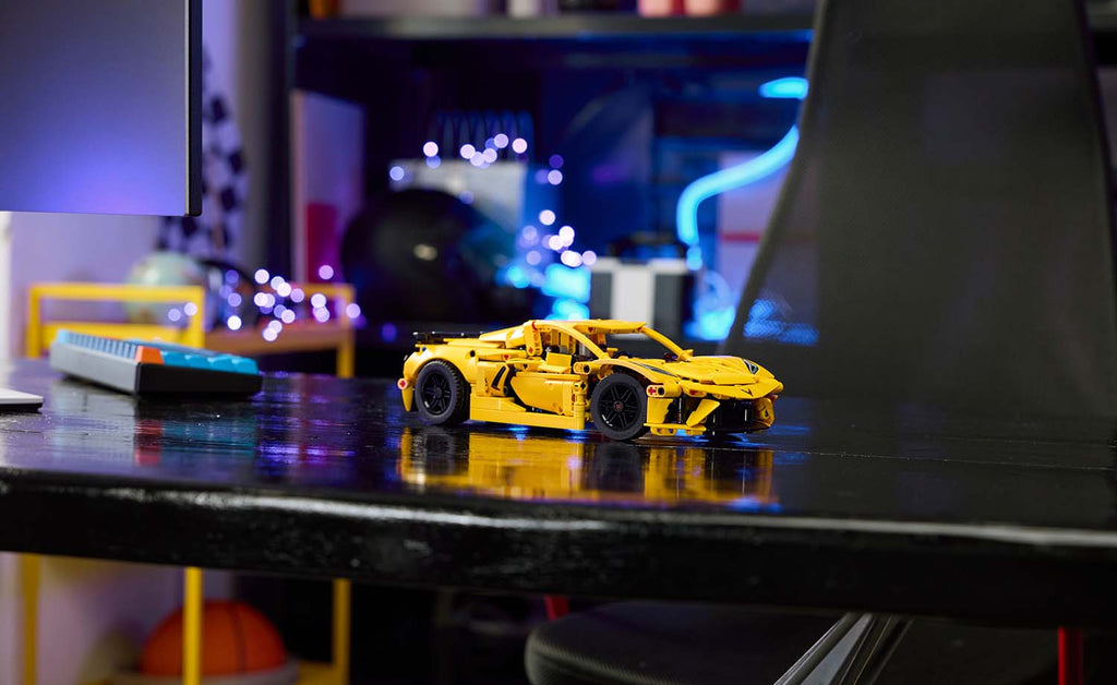 LEGO Technic Chevrolet Corvette Stingray | 42205